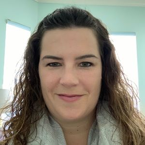 Meet your Posher, Suzanne